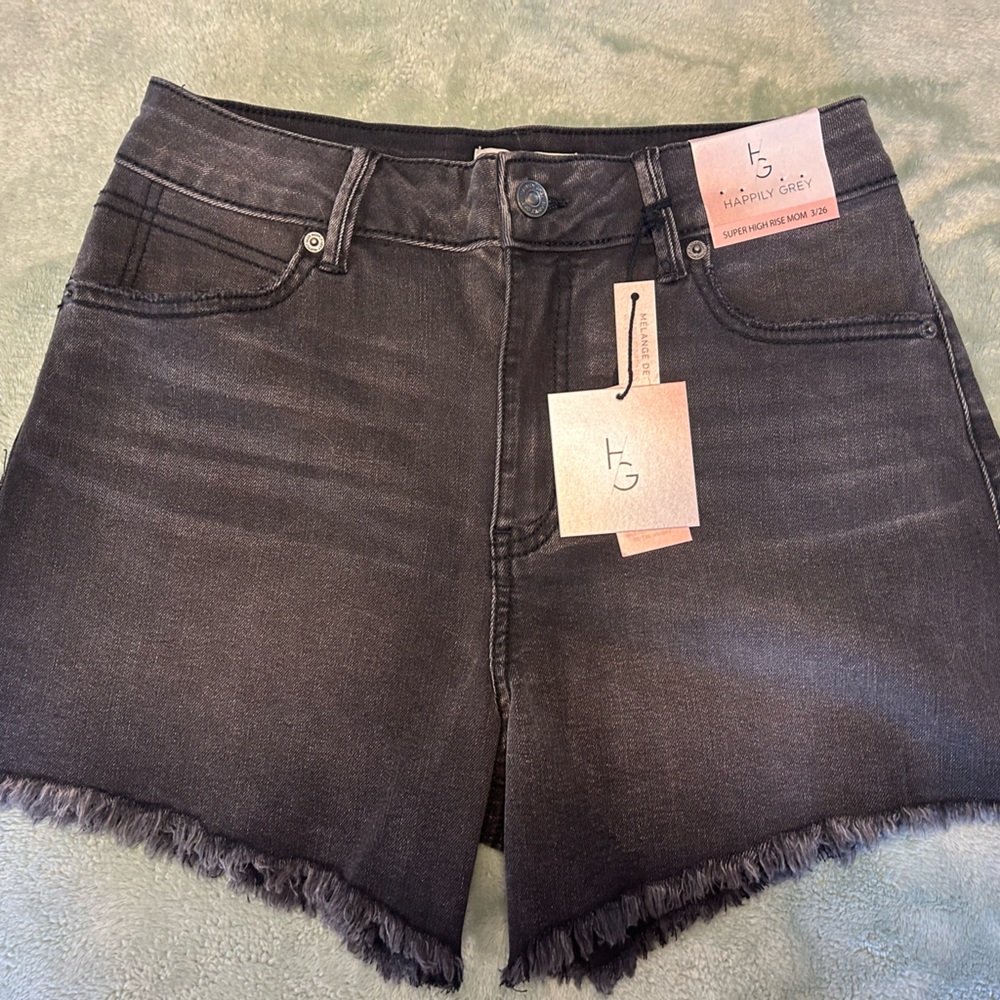 Happily Grey Super High Rise Mom Jean Short 3/26 NWT Black Gray Juniors